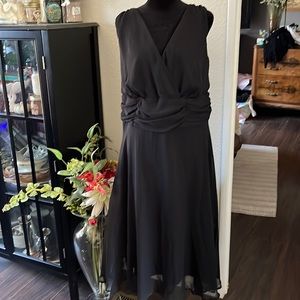 Connected beautiful, chiffon dress 14 w new